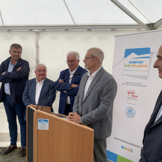 À Tosse I Pose de la première pierre de la résidence autonomie